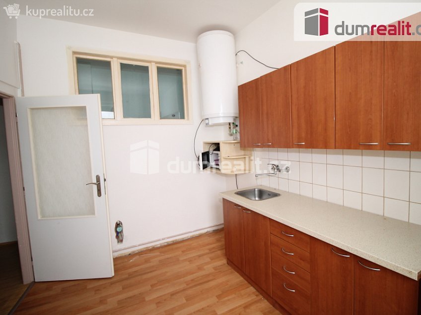 Pronájem bytu 2+1 65 m^2 Ruská, Mariánské Lázně 