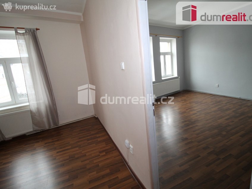 Pronájem bytu 2+1 65 m^2 Ruská, Mariánské Lázně 