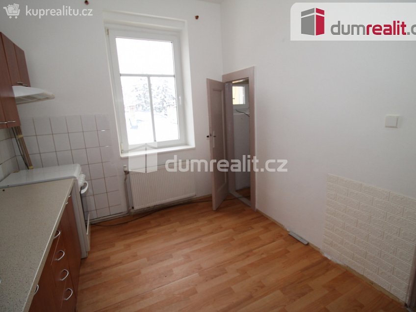 Pronájem bytu 2+1 65 m^2 Ruská, Mariánské Lázně 