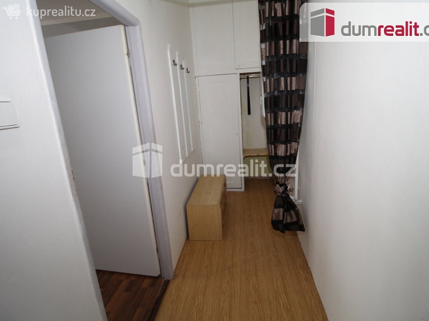 Pronájem bytu 2+1 65 m^2 Ruská, Mariánské Lázně 
