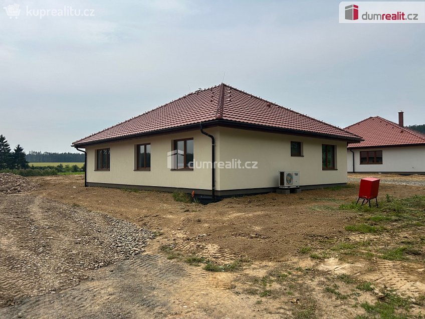 Prodej  rodinného domu 145 m^2 Keblov, Keblov 