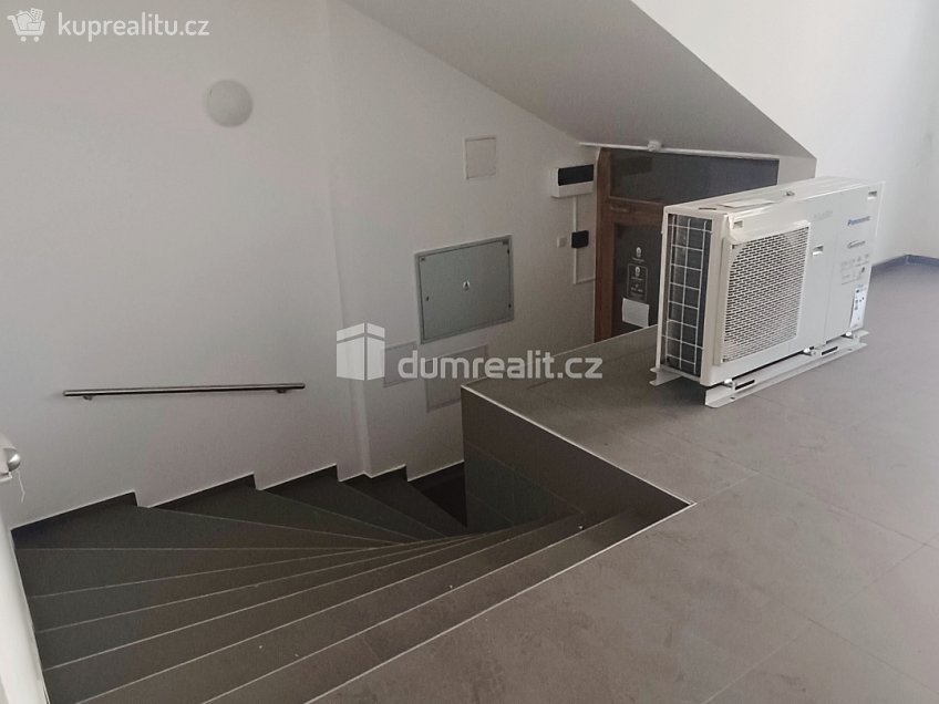 Prodej  výrobních prostor 793 m^2 Dělnická, Děčín 
