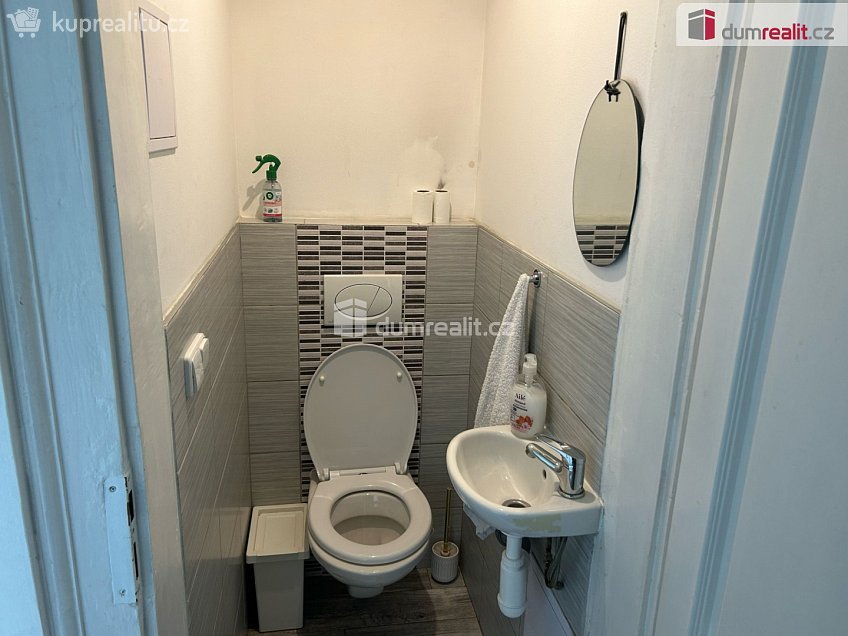 Prodej bytu 3+1 69 m^2 Komenského, Opava 
