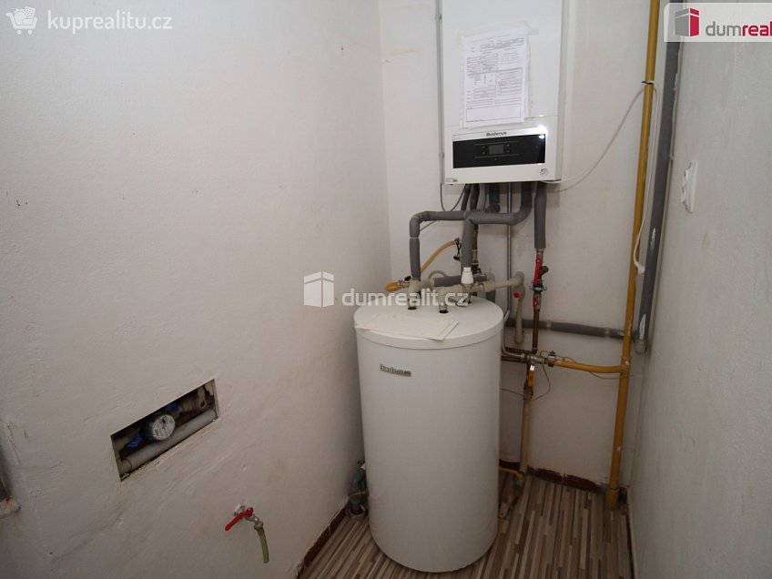Prodej bytu 2+1 85 m^2 třída Vítězství, Mariánské Lázně 