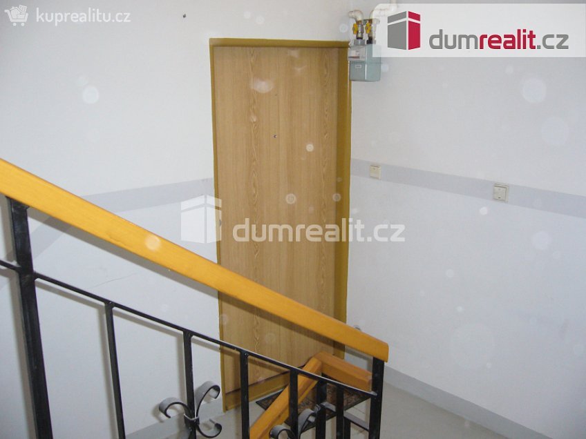 Pronájem bytu 2+kk 46 m^2 Křížová, Děčín 