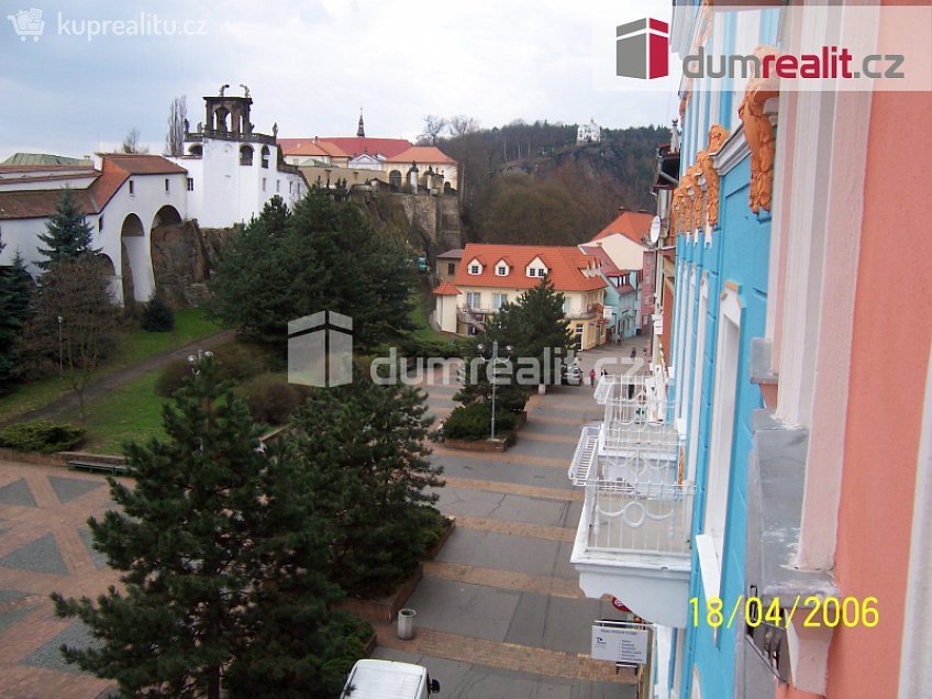 Pronájem bytu 2+kk 46 m^2 Křížová, Děčín 