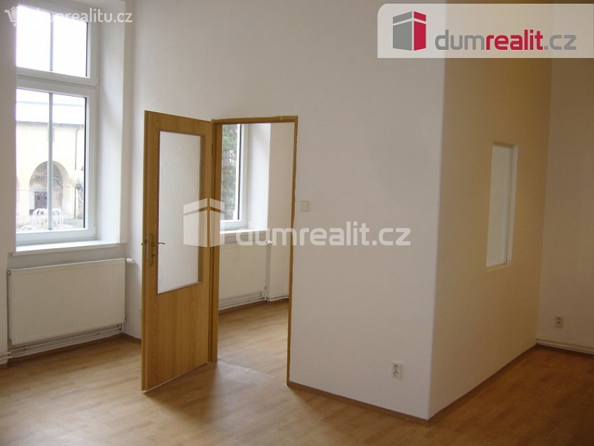 Pronájem bytu 2+kk 46 m^2 Křížová, Děčín 