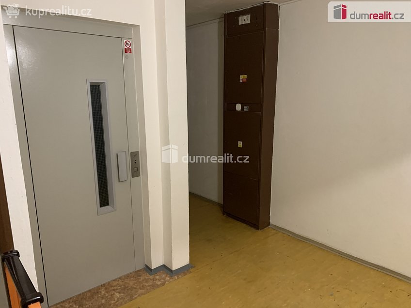 Prodej bytu 4+kk 74 m^2 Rezlerova, Praha-Petrovice 