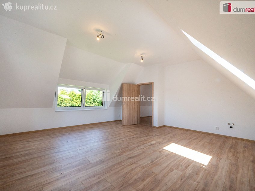 Prodej  rodinného domu 187 m^2 Husova, Suchdol nad Lužnicí 