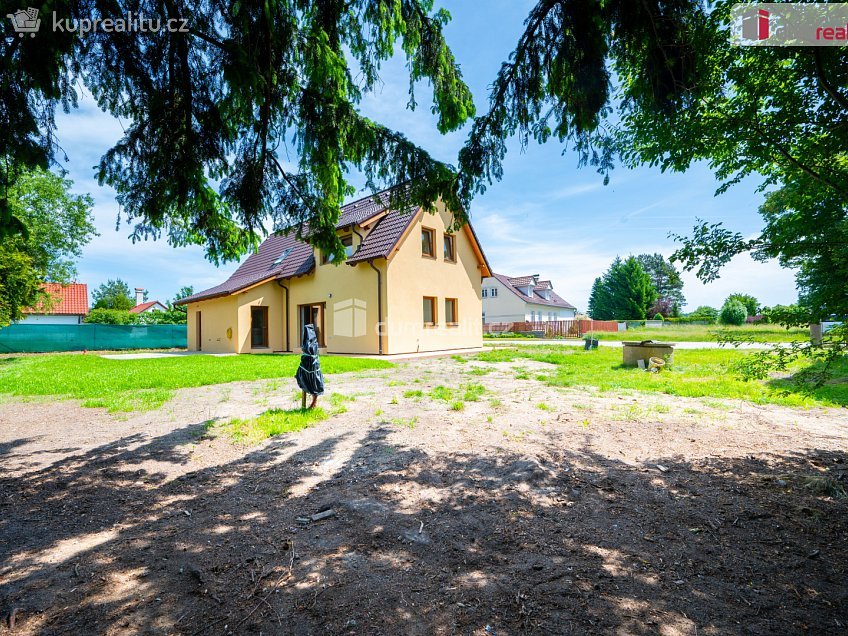 Prodej  rodinného domu 187 m^2 Husova, Suchdol nad Lužnicí 