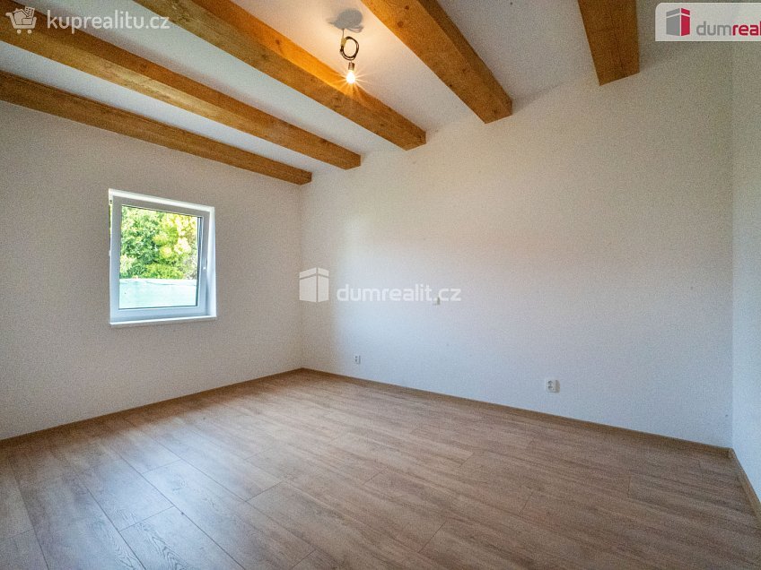 Prodej  rodinného domu 187 m^2 Husova, Suchdol nad Lužnicí 