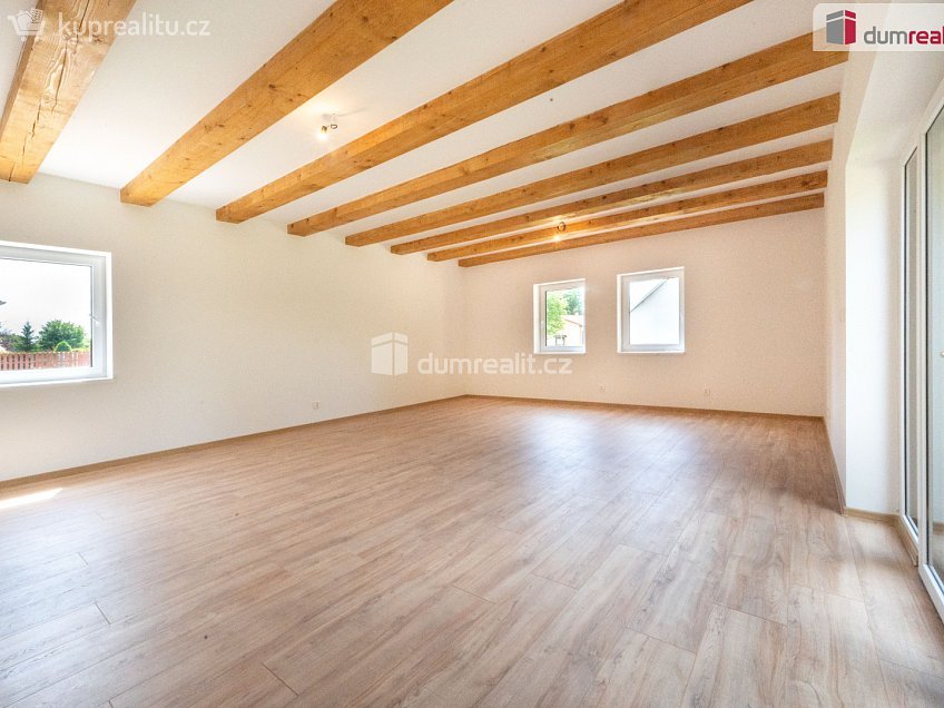 Prodej  rodinného domu 187 m^2 Husova, Suchdol nad Lužnicí 