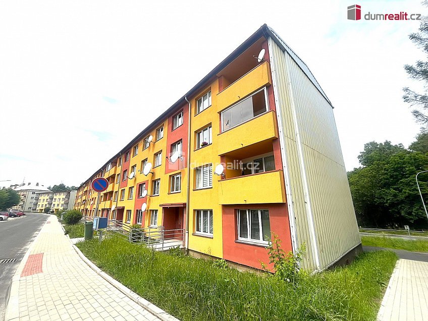 Pronájem bytu 3+1 70 m^2 Bukovany, Bukovany 