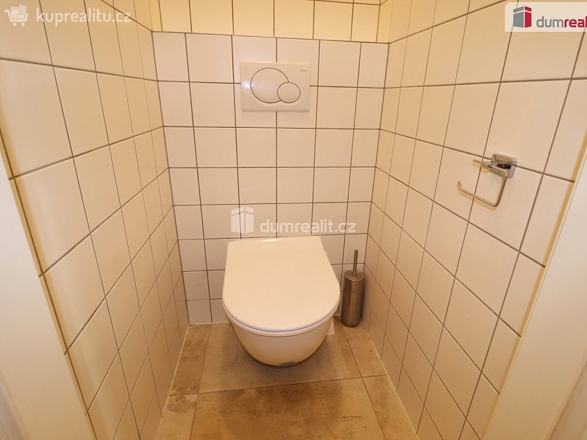 Prodej bytu 4+kk 103 m^2 Točitá, Praha 4 