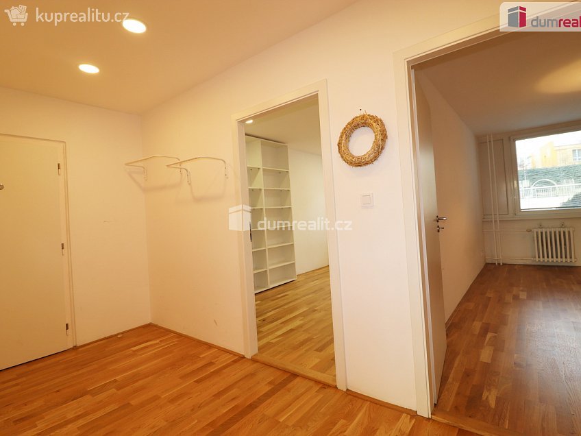 Prodej bytu 4+kk 103 m^2 Točitá, Praha 4 