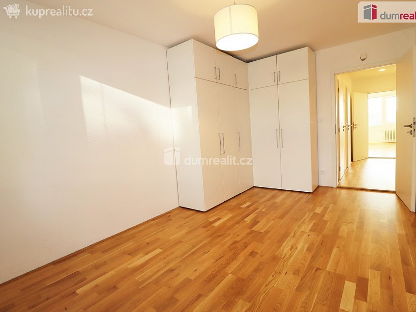 Prodej bytu 4+kk 103 m^2 Točitá, Praha 4 