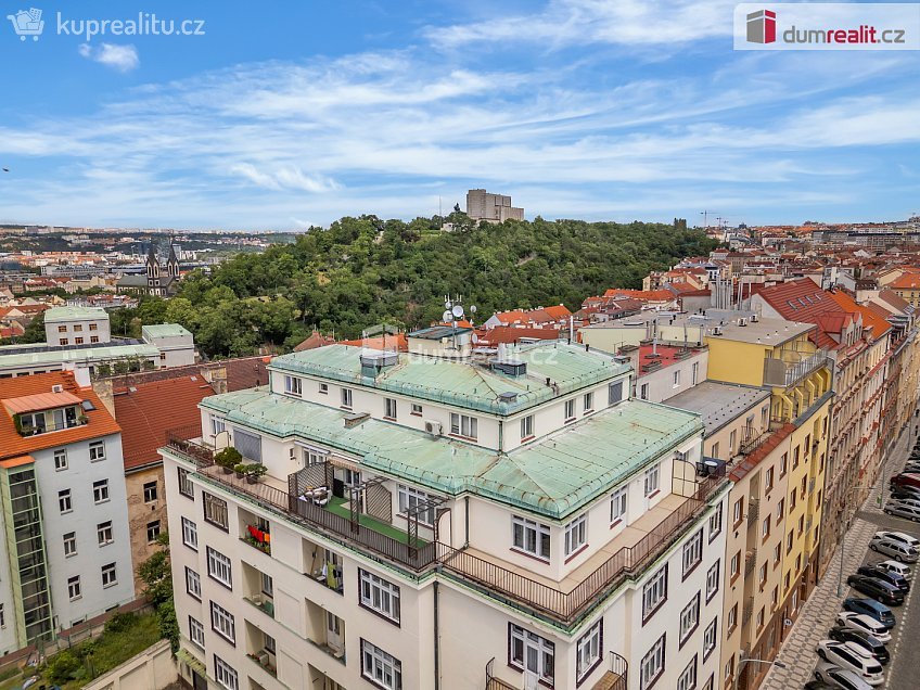 Prodej bytu 3+kk 85 m^2 Husinecká, Praha 3 