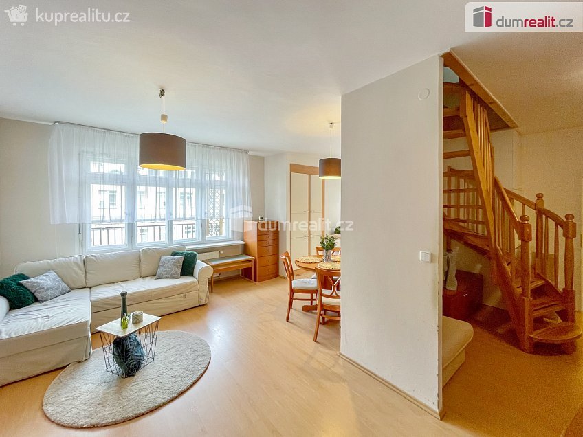 Prodej bytu 3+kk 85 m^2 Husinecká, Praha 3 