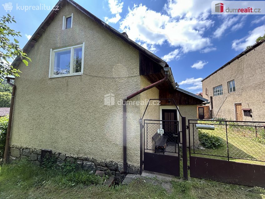 Prodej  rodinného domu 100 m^2 Chrášťany, Chrášťany 