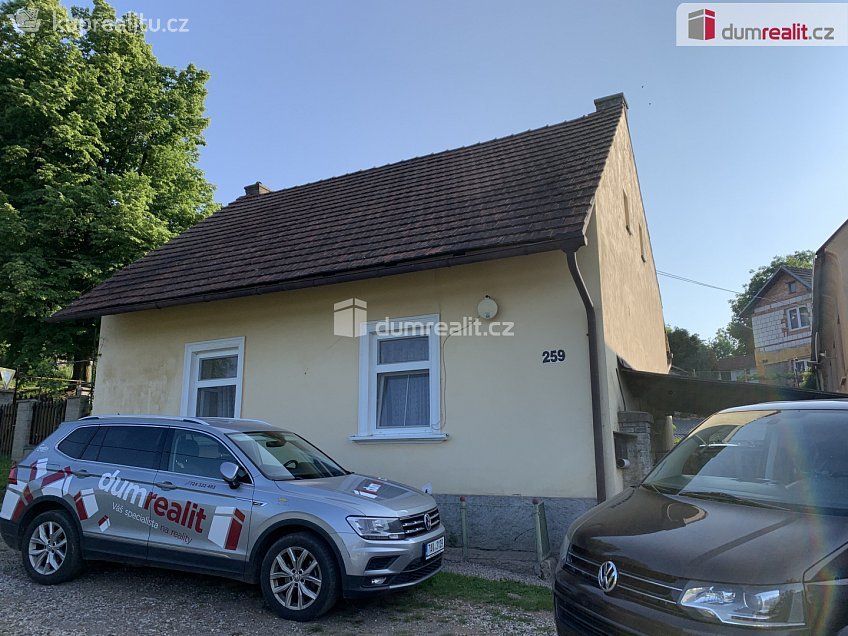 Prodej  rodinného domu 70 m^2 Karlštejn, Karlštejn 