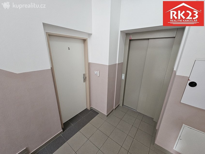 Prodej bytu 1+kk 37 m^2 Poštovní 734, Mariánské Lázně 