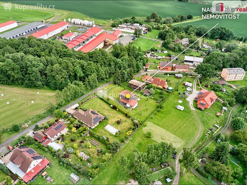 Prodej  rodinného domu 156 m^2 Ostrov, Ostrov 