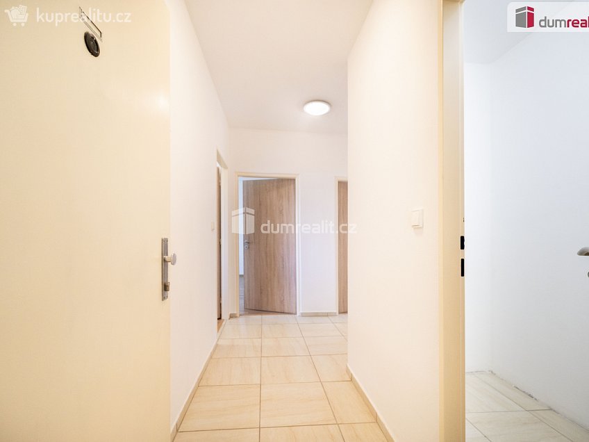 Pronájem bytu 2+1 62 m^2 Dobrovodská, České Budějovice 