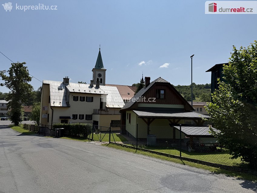 Prodej  rodinného domu 255 m^2 Lichnov, Lichnov 