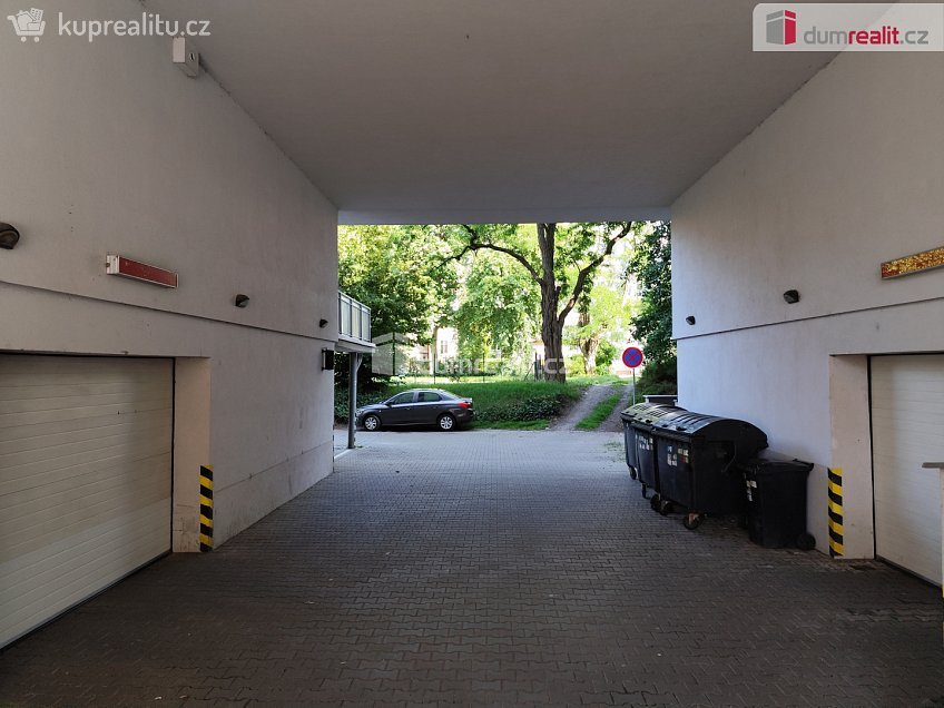 Pronájem bytu 2+kk 53 m^2 Studentská, Poděbrady 