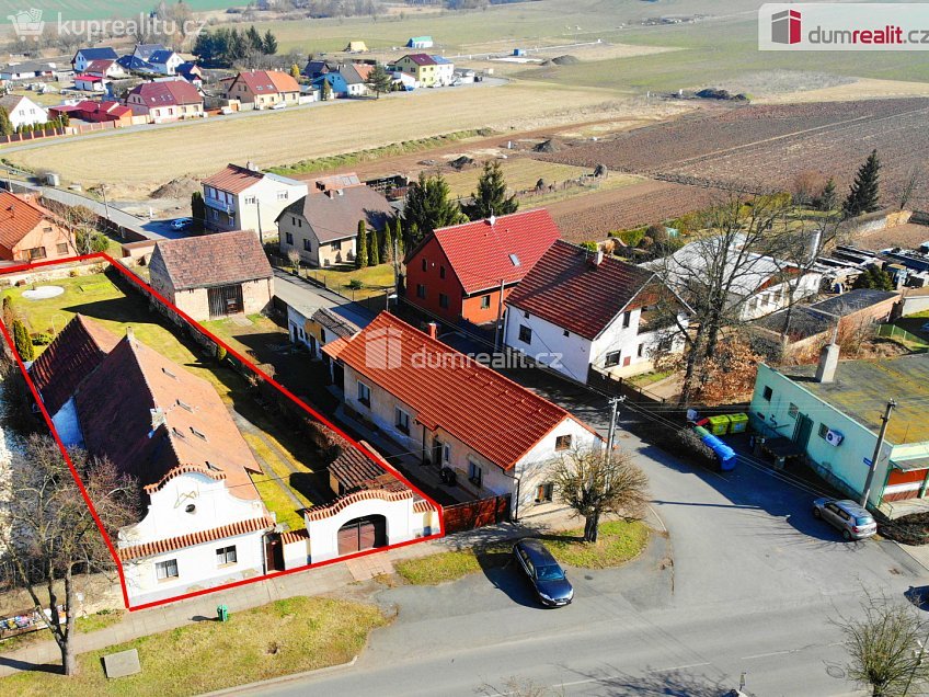 Prodej  chalupy 290 m^2 Pražská, Lišany 