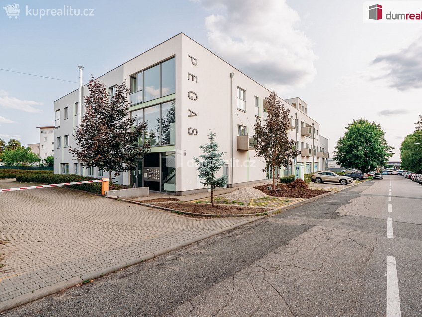 Prodej bytu 2+kk 64 m^2 Langrova, Brno 
