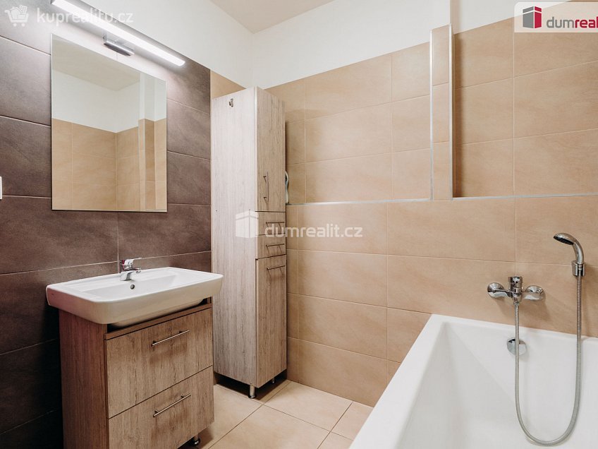 Prodej bytu 2+kk 64 m^2 Langrova, Brno 