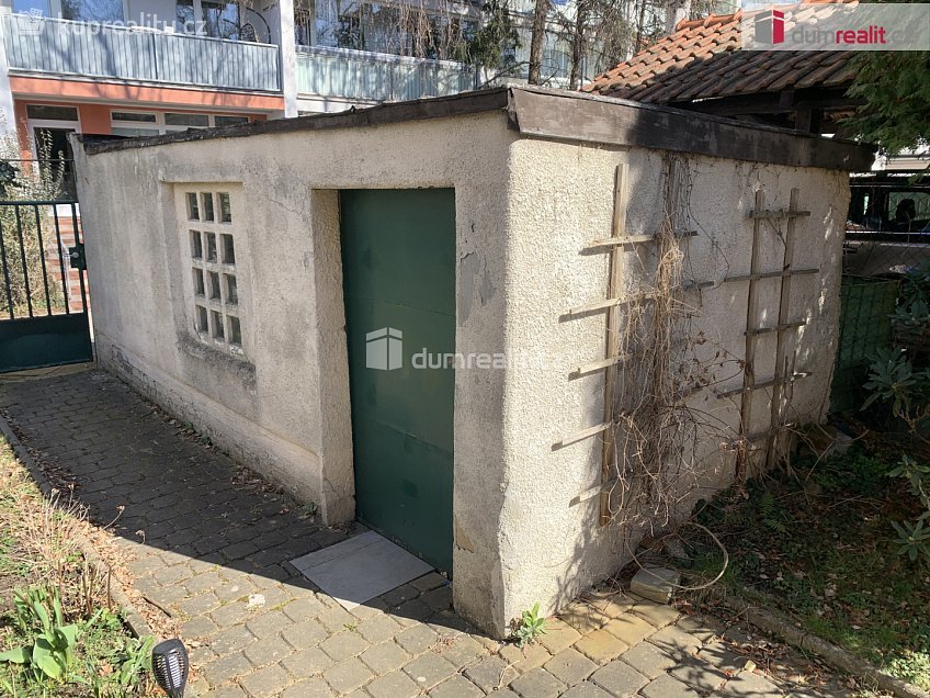 Prodej  rodinného domu 87 m^2 Hlavenecká, Praha 9 
