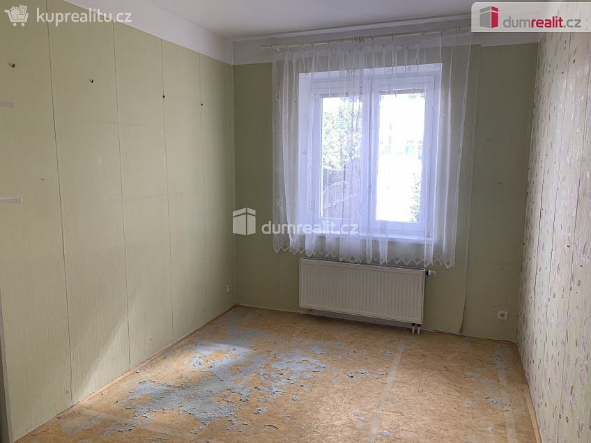 Prodej  rodinného domu 87 m^2 Hlavenecká, Praha 9 