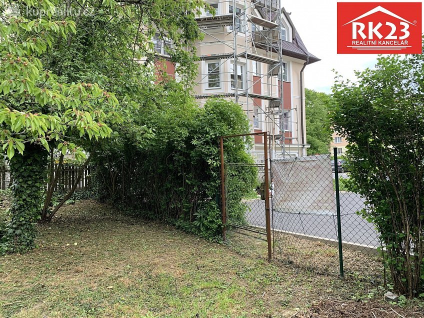 Prodej  stavebního pozemku 799 m^2 Kollárova, Mariánské Lázně 
