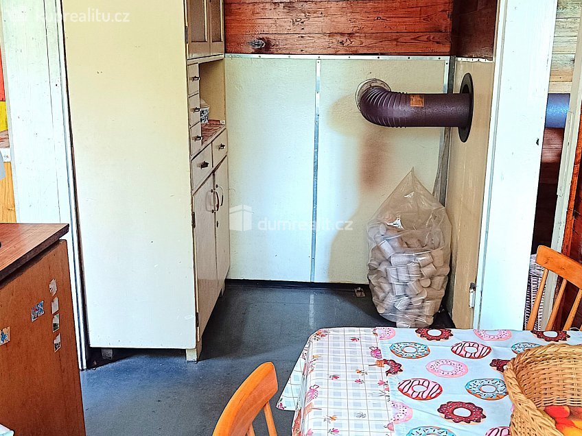 Prodej  chaty 45 m^2 Pod Šibeňákem, Bělá pod Bezdězem 