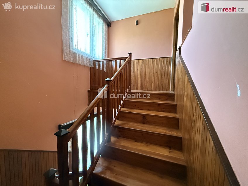 Prodej  rodinného domu 255 m^2 Lichnov, Lichnov 