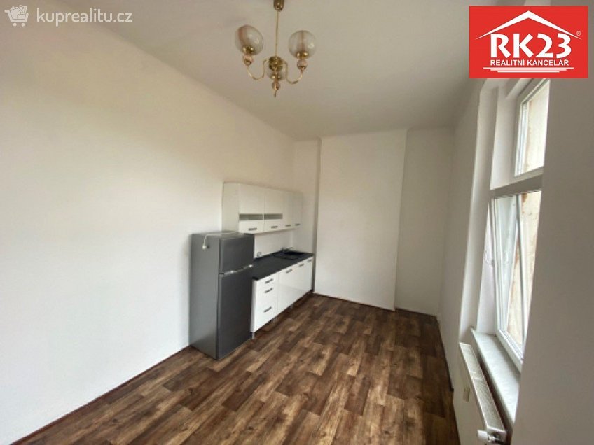 Pronájem bytu 1+kk 20 m^2 Hlavní třída 277, Mariánské Lázně 