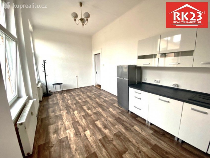 Pronájem bytu 1+kk 20 m^2 Hlavní třída 277, Mariánské Lázně 