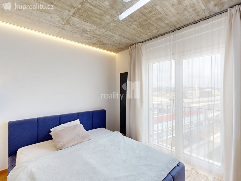 Prodej bytu 3+kk 101 m^2 Novovysočanská, Praha 9 
