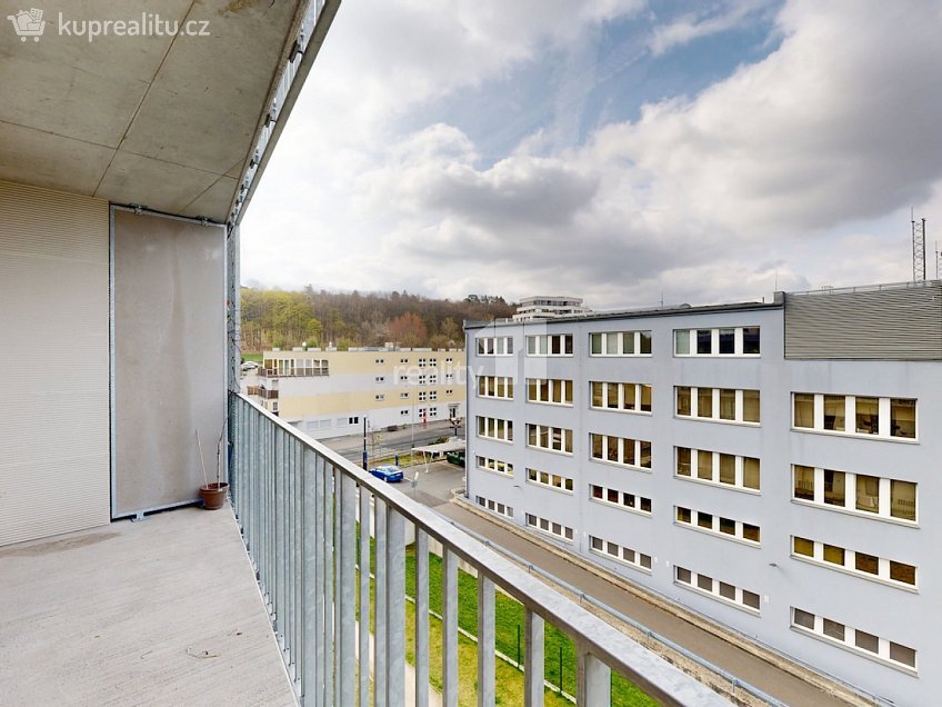 Prodej bytu 3+kk 101 m^2 Novovysočanská, Praha 9 