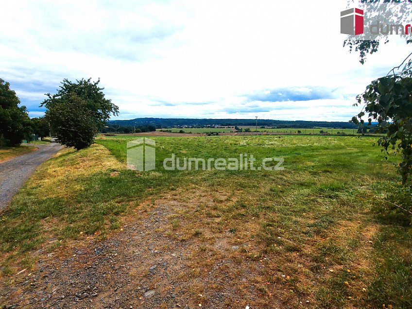 Prodej  pozemku 47069 m^2 Ke Kostelci, Sulice 