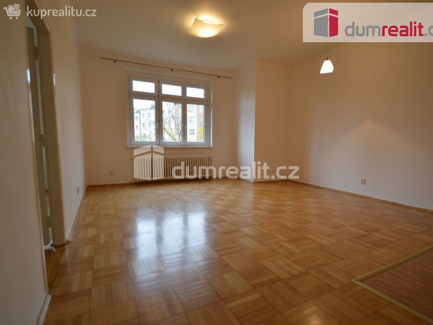 Pronájem bytu 2+kk 67 m^2 Na Dionysce, Praha 6 