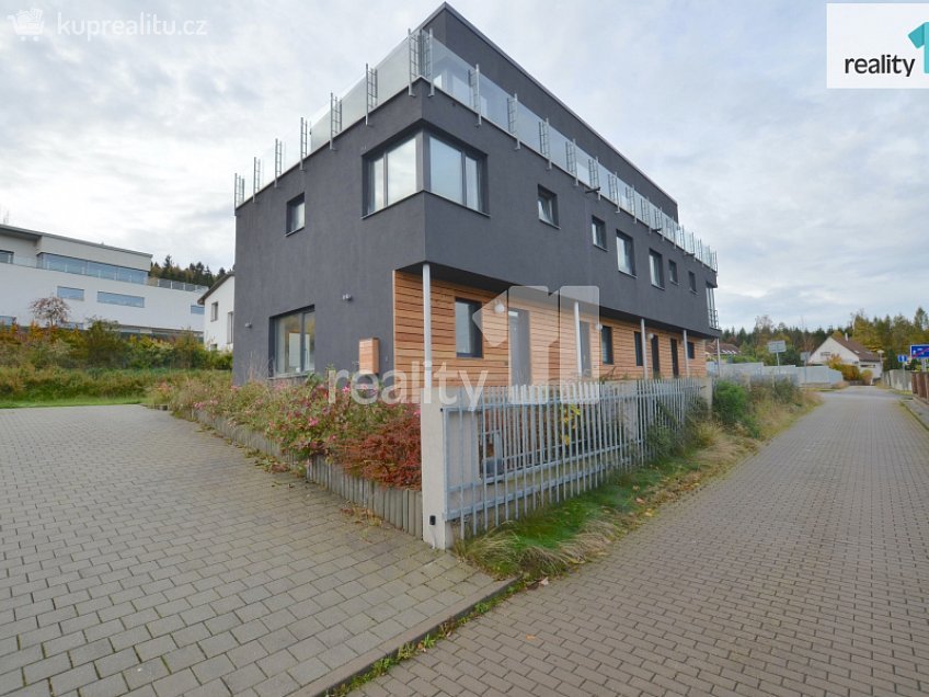 Pronájem bytu 3+kk 75 m^2 Vilová, Humpolec 