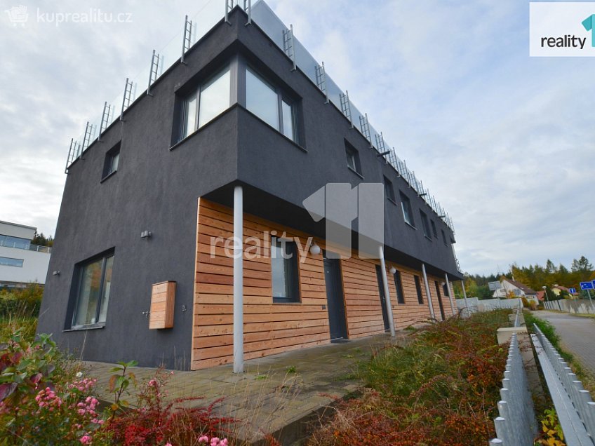 Pronájem bytu 3+kk 75 m^2 Vilová, Humpolec 