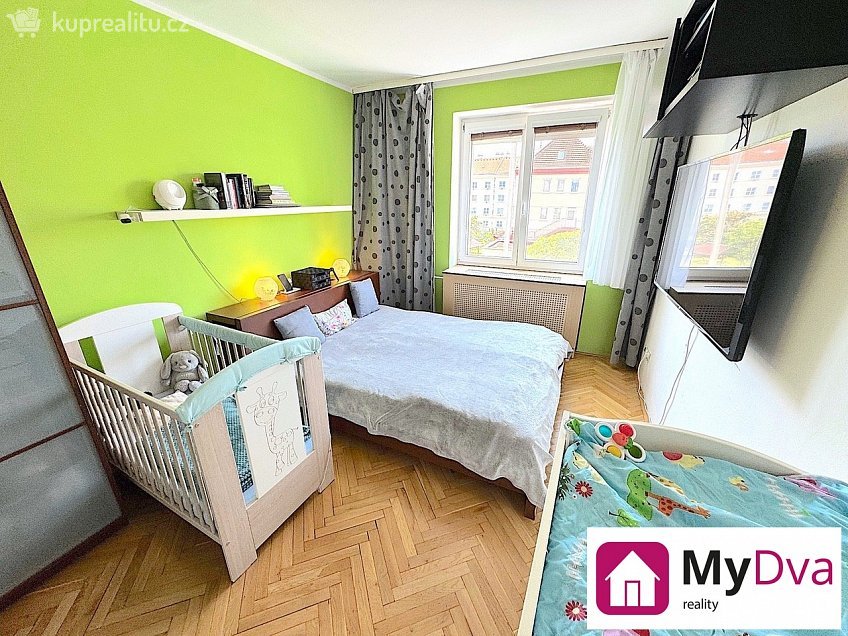 Pronájem bytu 2+1 55 m^2 Smetanova, Znojmo 