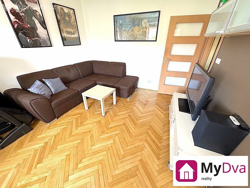 Pronájem bytu 2+1 55 m^2 Smetanova, Znojmo 