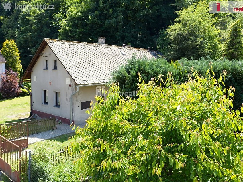 Prodej  rodinného domu 75 m^2 Stránka, Stránka 