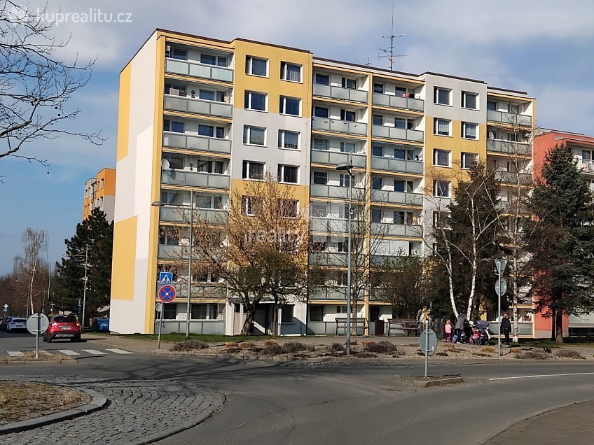 Pronájem bytu 2+kk 42 m^2 Stankovského, Čelákovice 