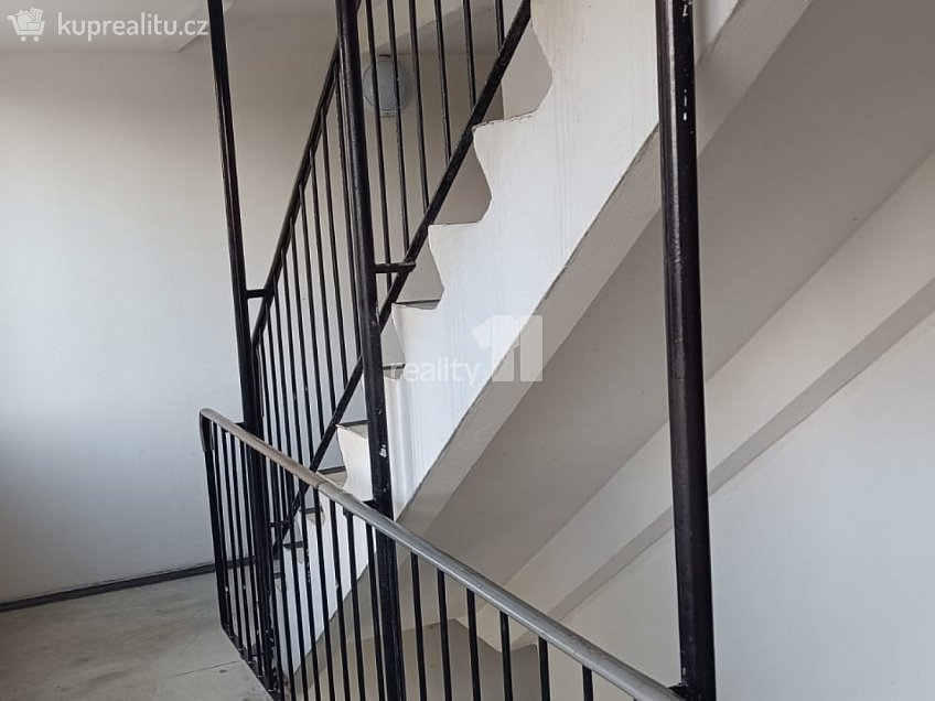 Pronájem bytu 2+kk 42 m^2 Stankovského, Čelákovice 